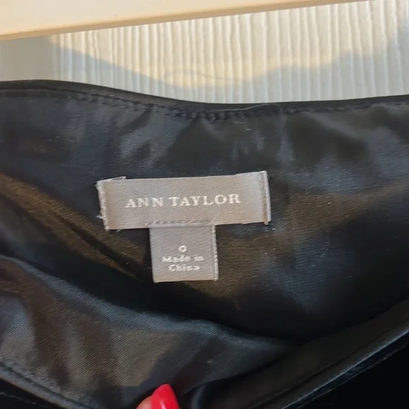 Strapless velvet cocktail dress - Picture 3 of 4